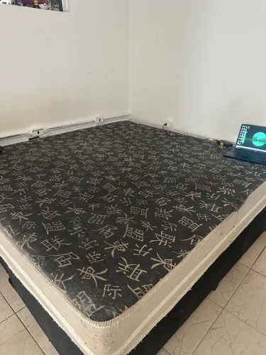 CAMA BOX King Size com BAÚ 