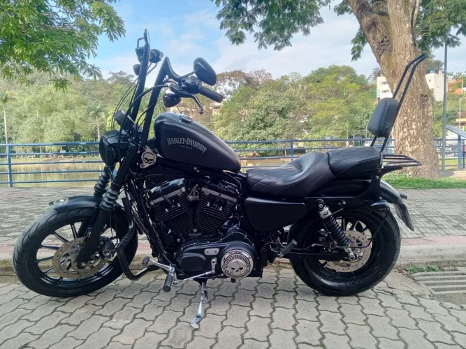 HARLEY-DAVIDSON SPORTSTER IRON 883 ? 2014