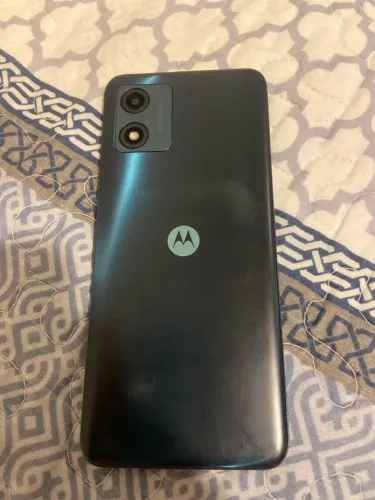 Celular motorola apenas 1 mês usado por 700