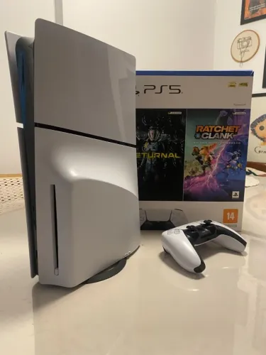 PS5 Slim com Leitor + Returnal | Completo, com Caixa