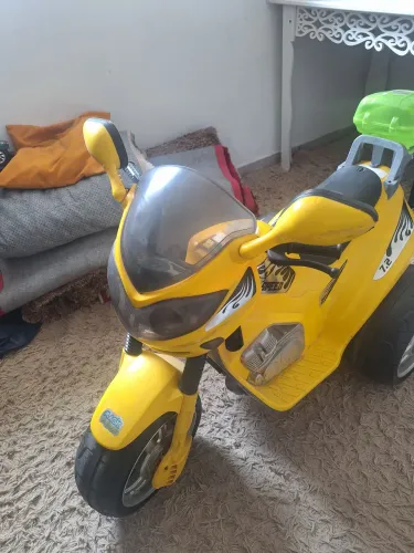 Triciclo elétrico sem bateria