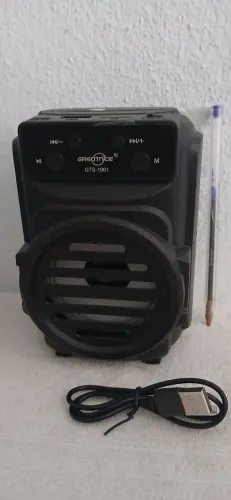 Cx de som COM FM E LED