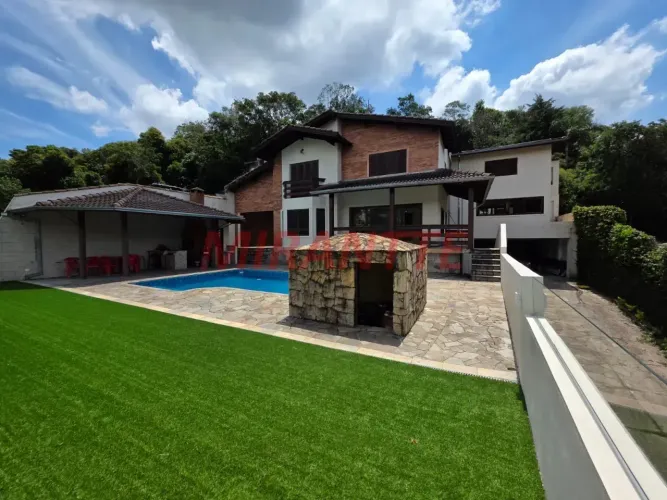 Casa em Condomínio à venda em Mairiporã