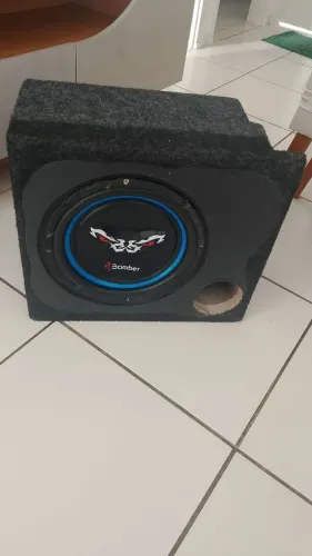 Caixa subwoffer de 12 Muito Potente ( Bomber Bicho Papão)