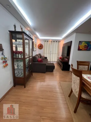 Vendo apartamento com varanda gourmet no Tatuapé.
