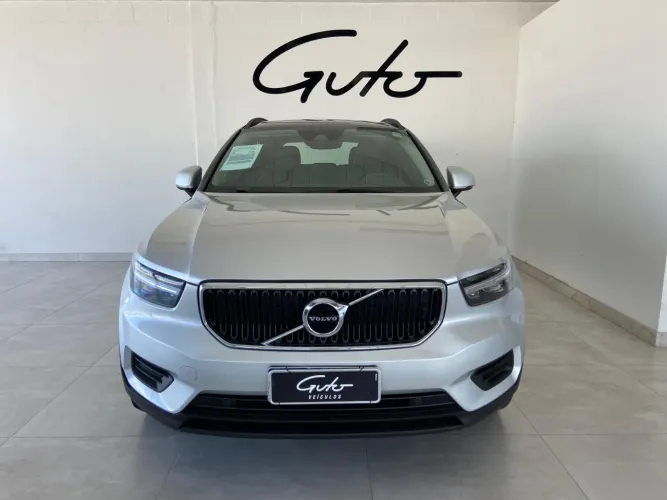 Volvo XC40 T-4 2.0 190cv FWD 2019