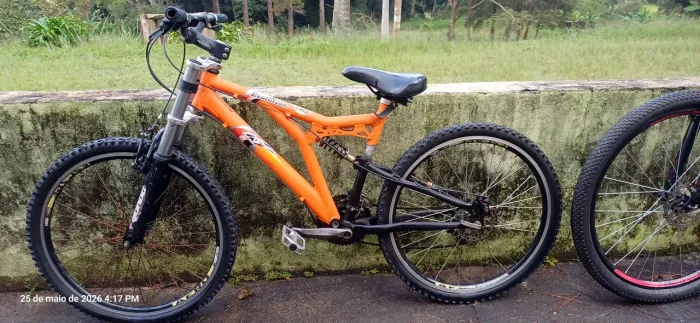Bicicleta Seminova em Ótimo Estado