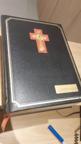 Biblia sagrada comemorativa da visita do papa João paulo II 1980