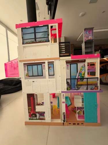 Casa da Barbie DreamHouse modelo G5G93, 2021