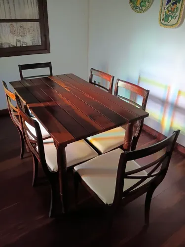 CONJUNTO RETRÔ MESA COM 6 CADEIRAS