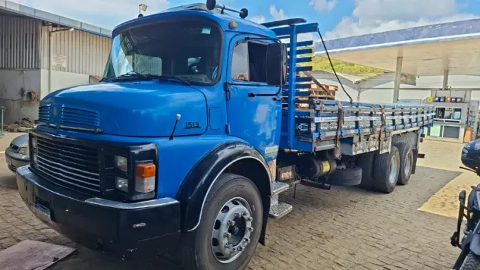 Vendo Caminhão 1513 todo revisado!