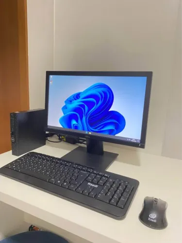 Computador Dell Optiplex 3050 (i3 - 6° Geração) Completo - Monitor 19" DP e VGA