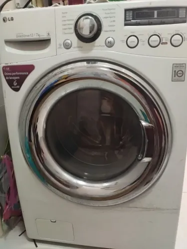 Lava e Seca LG