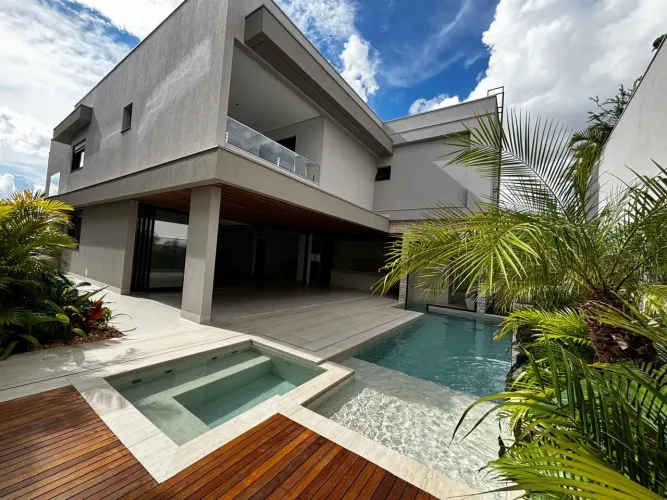 Casa à venda no Condomínio Cyrela Buritis em Uberlândia
