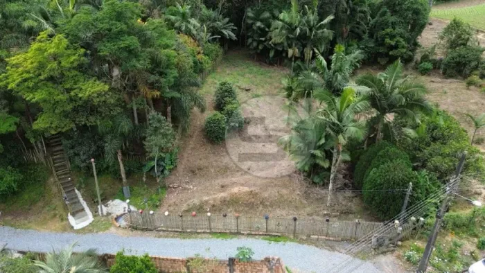 Lindo terreno próximo ao centro