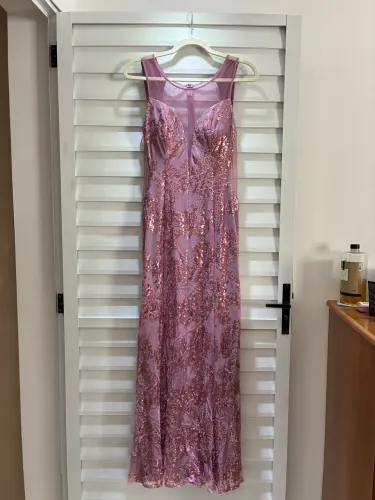 Vestido de festa rosa seco