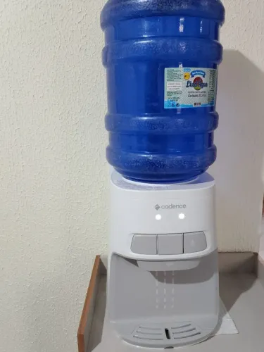 Vendo bebedouro Cadence 