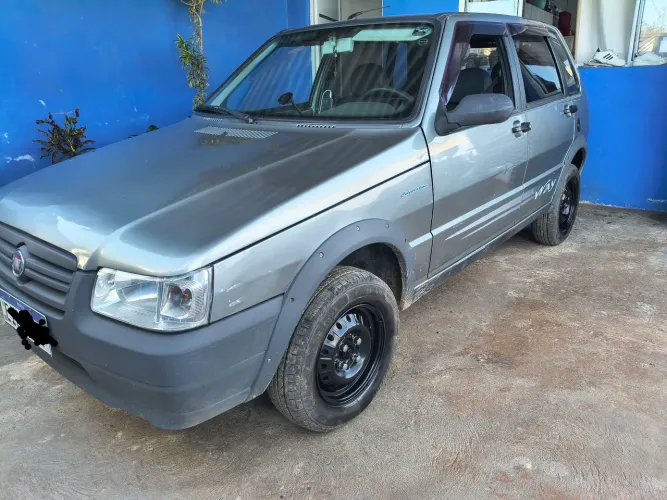 Fiat Uno Mille Celeb. WAY Econ. 1.0 F.flex 4P 2010
