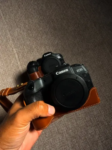 CANON RP (3 mil cliques apenas)