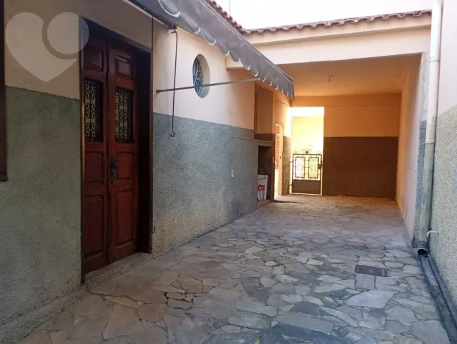 Casa com 4 dormitórios à venda por R$ 550.000 - Venda da Cruz - São Gonçalo/RJ