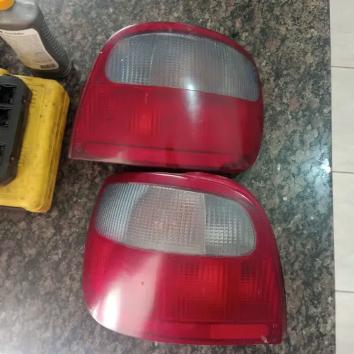 Par de Lanternas Pointer GTI 
