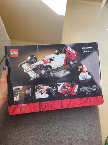 Lego McLaren e Airton Senna fechado