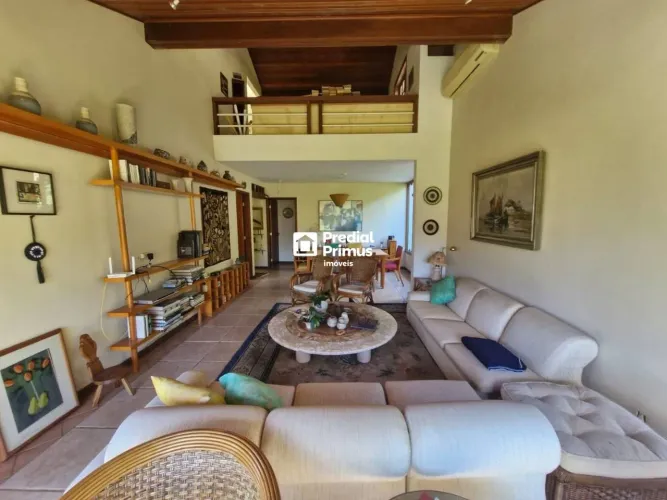 Casa com 3 dormitórios à venda, 233 m² por R$ 1.250.000,00 - Cônego - Nova Friburgo/RJ