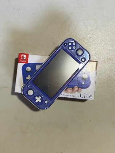 Nintendo Switch Lite - Perfeito Estado (Com Película e Capa)