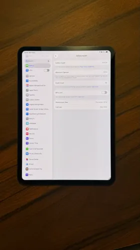IPAD 11 PRO 11 polegadas 100% SAÚDE DE BATERIA COM CAPINHA