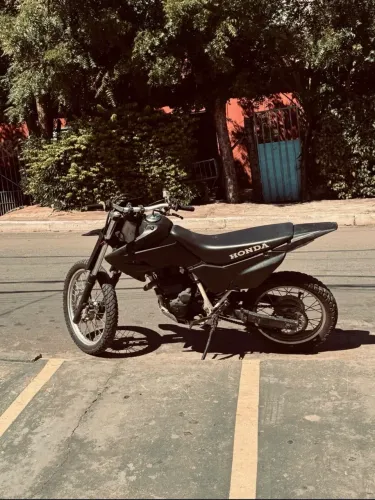 XR Tornado 250 trilha