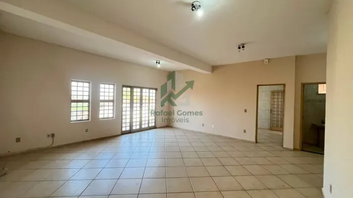 Casa com ponto comercial à Venda no Jardim Guaçuano Mogi Guaçu/SP