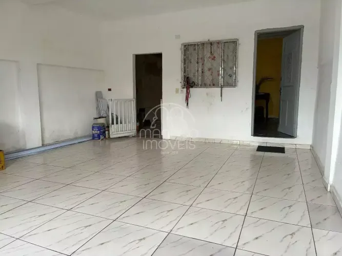 Casa à venda, 2 quartos, Vila Margarida - São Vicente/SP