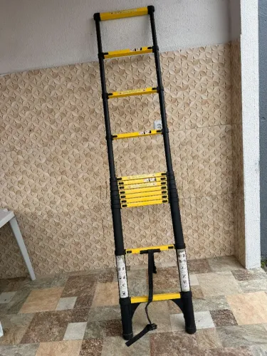 Escada telescópica