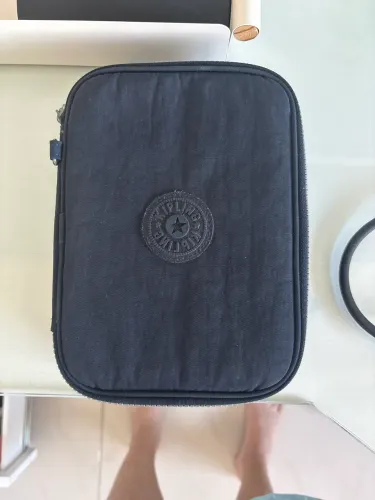 estojo kipling 