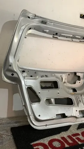 Tampa Traseira Mercedes Classe B180 B200 2010/2012 c/det
