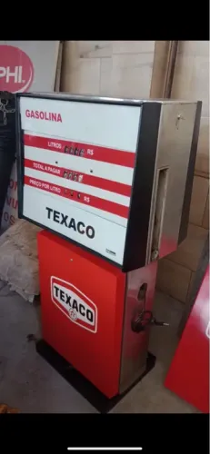 Bomba gasolina antiga