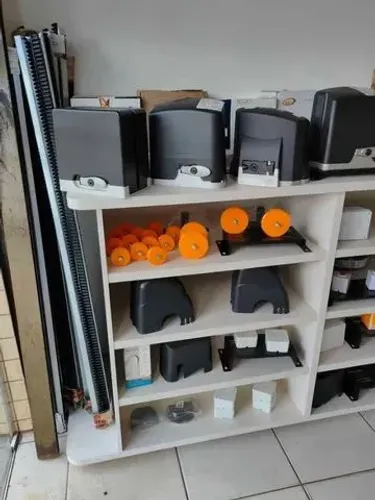 Motores para portões, placas e acessórios