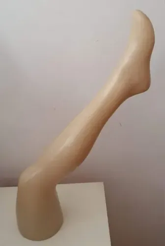 Manequins de pernas para meias femininas