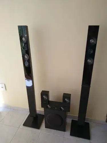 Home Theater 5.1- 1000 watts Rms com Hdmi, Usb, Div e Mp3; modelo HT- C553 - Samsung