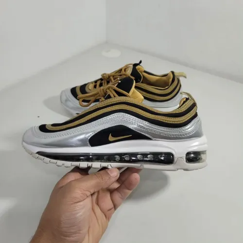Tênis Nike Air Max 97 Prata e dourado 