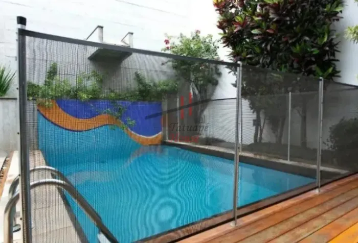Sobrado com Piscina Jardim Têxtil 330,00 m²