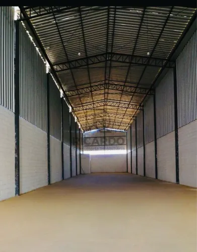 ALUGUEL DE GALPÕES na Rodovia Salitre Juazeiro/BA - Metragens: 477 m² e 585 m² 