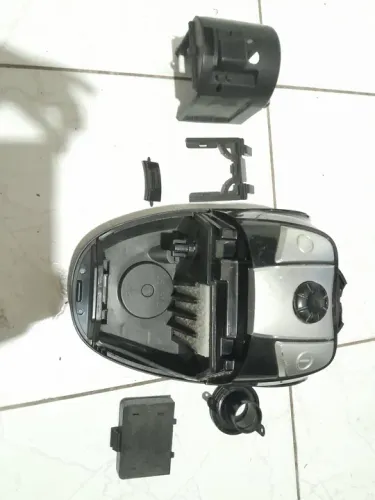 Carcaça do aspirador de pó pra desapegar