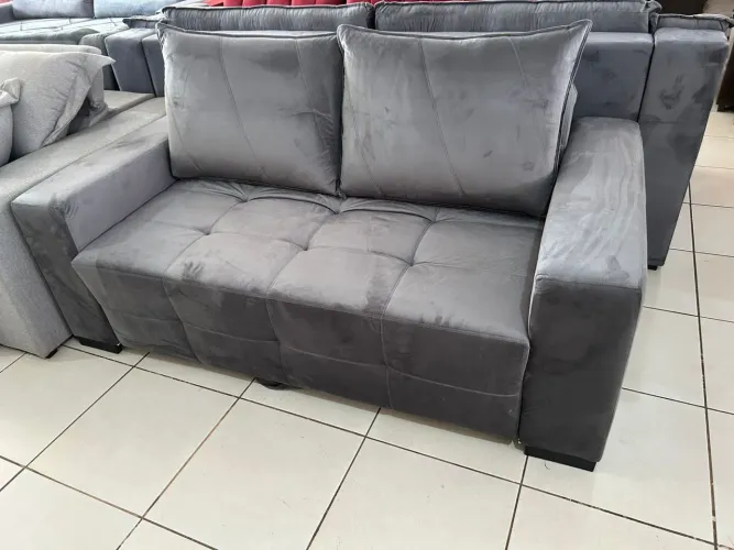 Sofá cama veludo cinza molas ensacadas