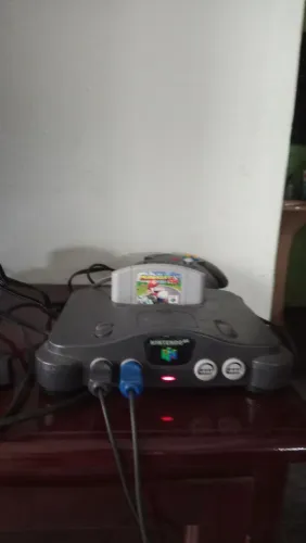 Nintendo 64 com 4 controles + Mario Kart