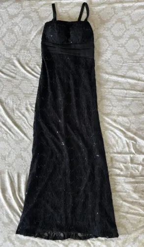 Vestido de festa preto