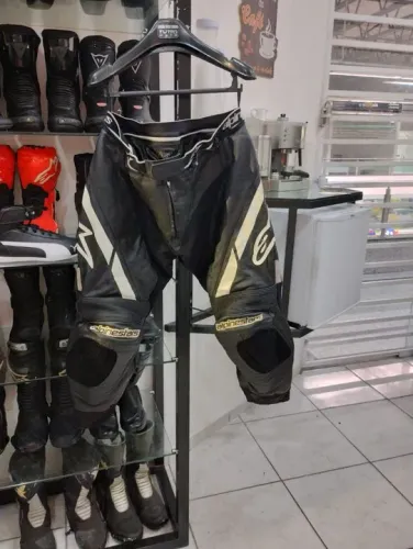 Calça alpinestars 60 Eur 50 Brasil couro 