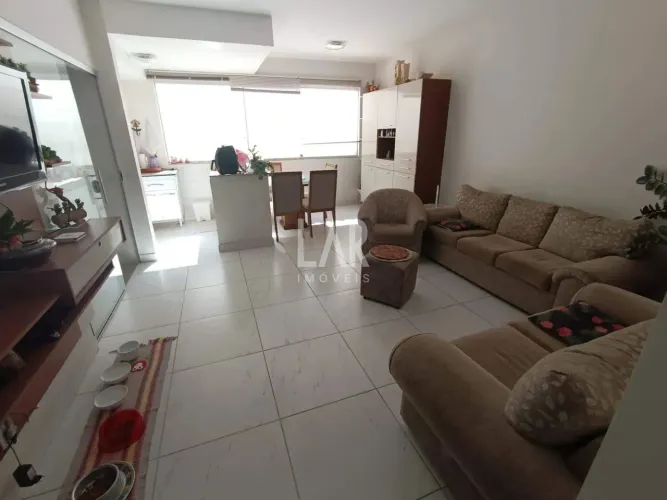Casa Geminada à venda, 3 quartos, 1 suíte, 2 vagas, Santa Efigênia - Belo Horizonte/MG