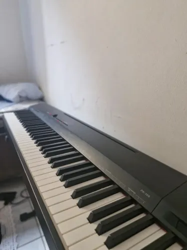 Casio Piano Digital Privia PX-160 - OPORTUNIDADE