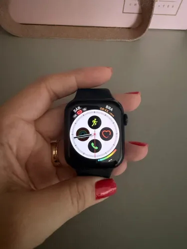 Apple Watch Series 8